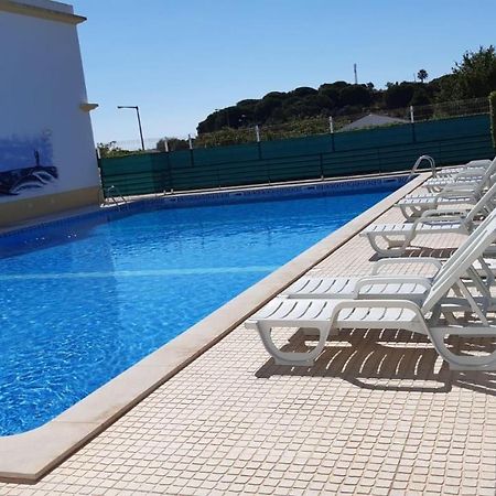 Falesia Beach Villa オーリョス・デ・アーグァ エクステリア 写真