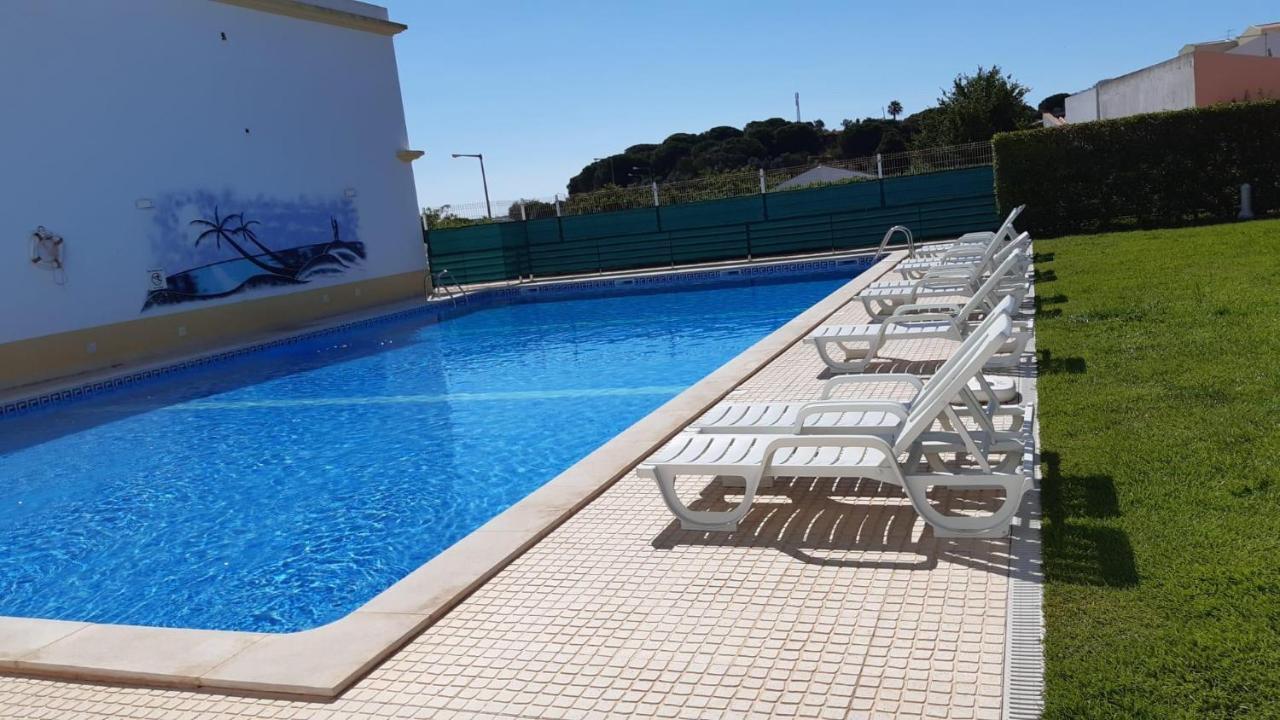 Falesia Beach Villa オーリョス・デ・アーグァ エクステリア 写真